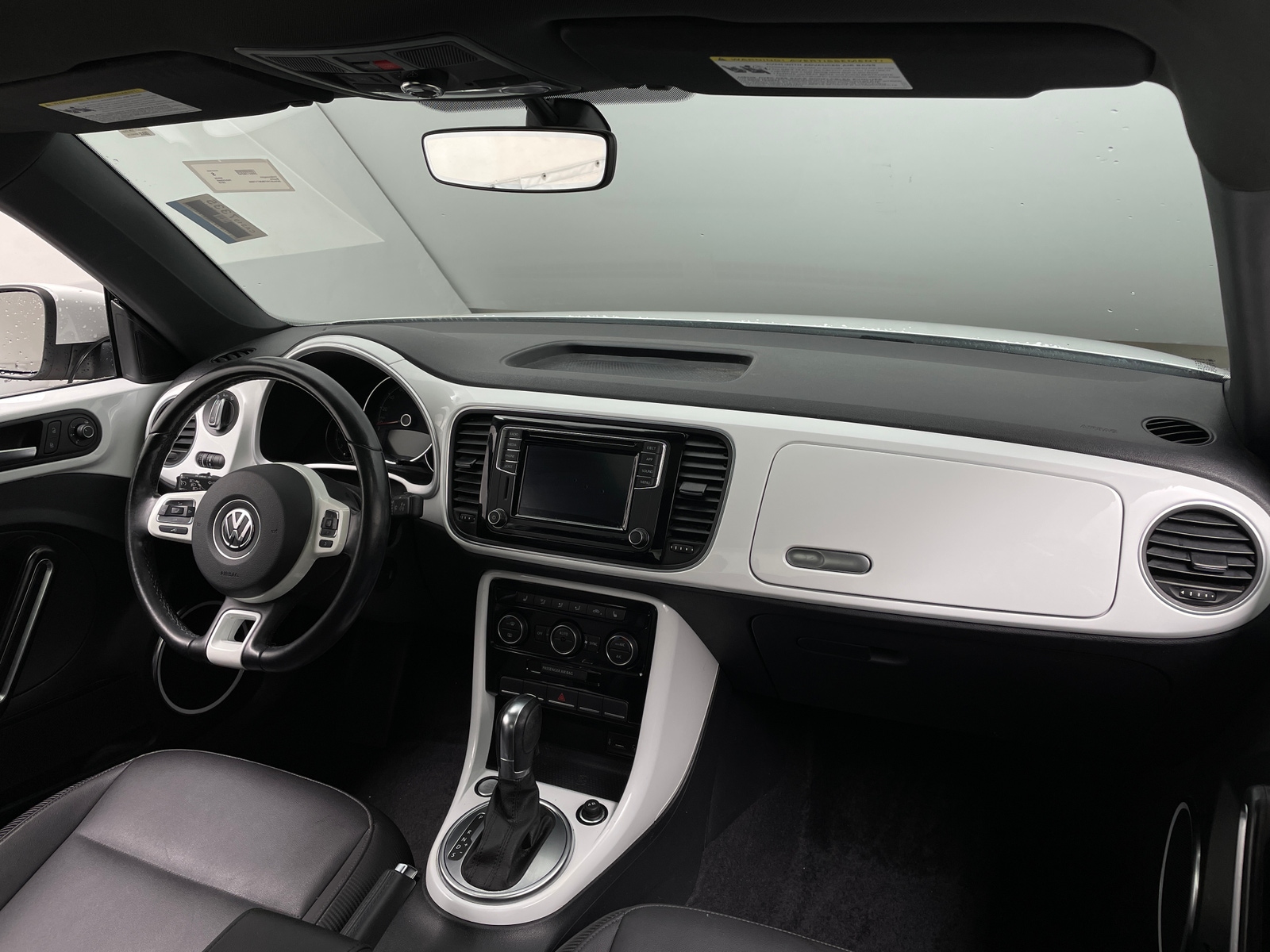Thumbnail: 2019 Volkswagen Beetle - 2