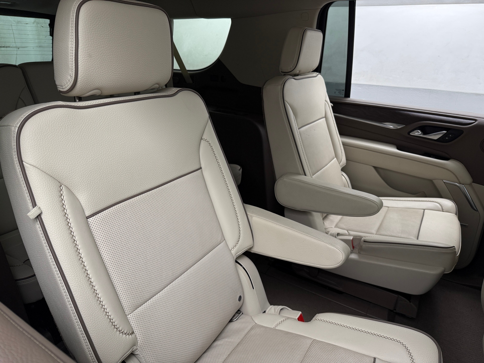 Thumbnail: 2021 GMC Yukon XL - 5