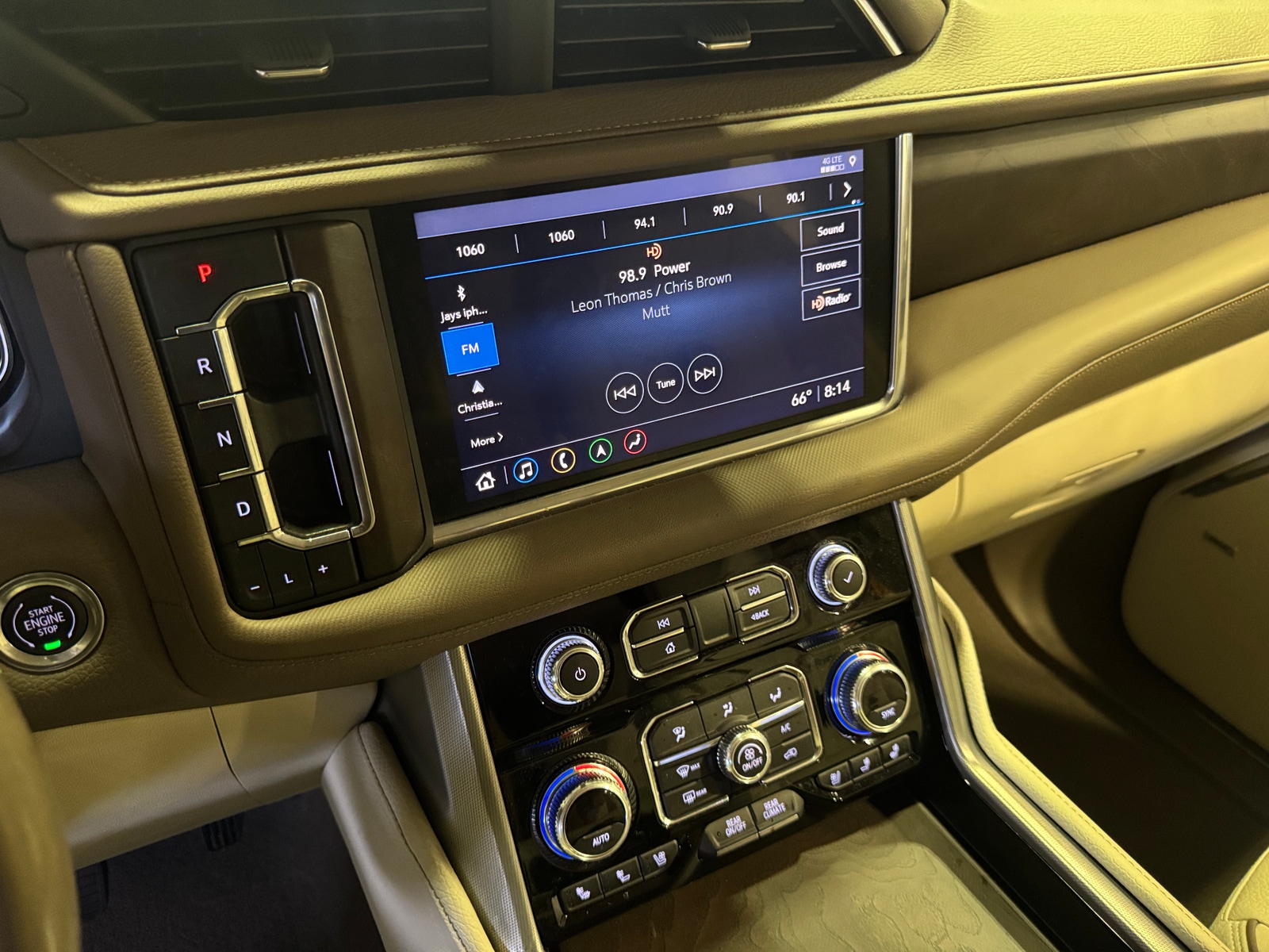 Thumbnail: 2021 GMC Yukon XL - 3