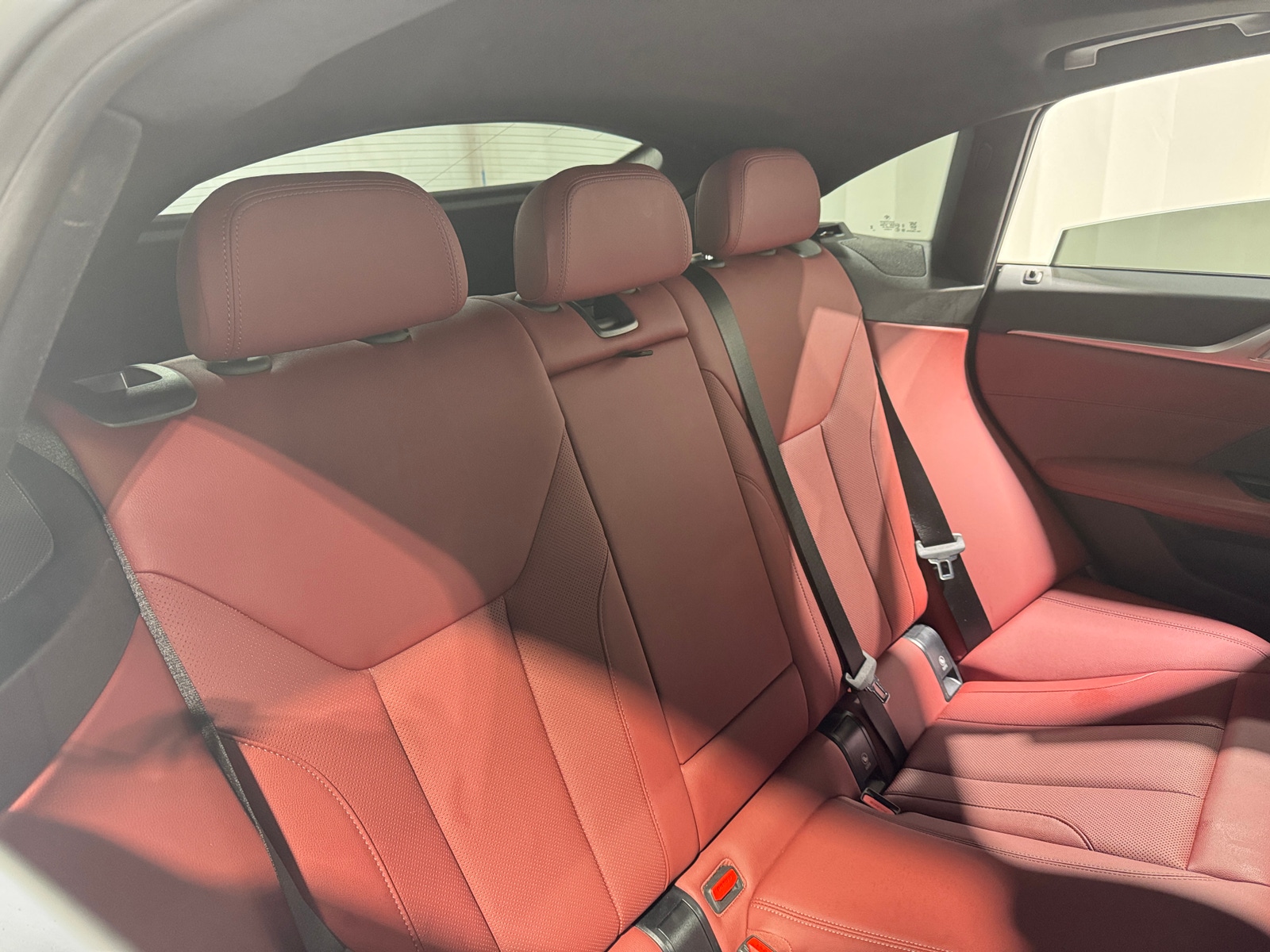Thumbnail: 2025 BMW 4 Series - 4
