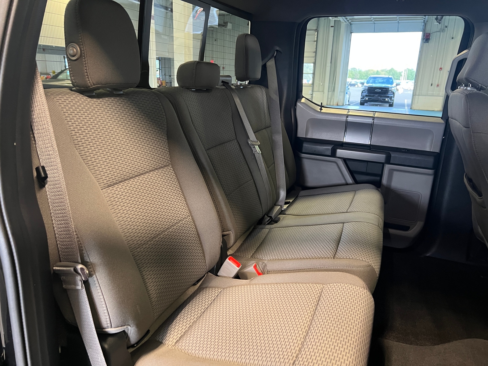 Thumbnail: 2019 Ford Econoline - 6
