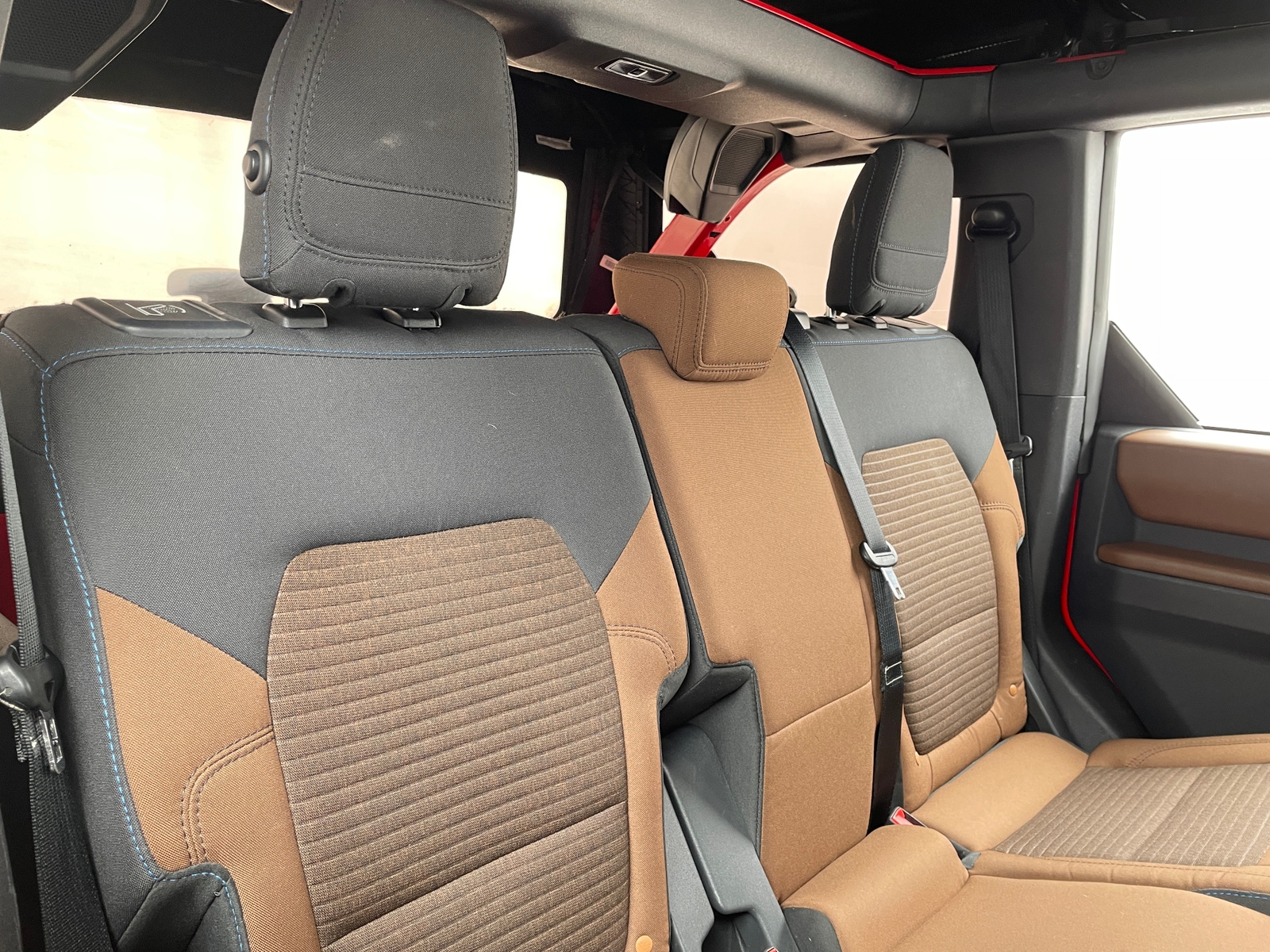 Thumbnail: 2022 Ford Bronco - 6