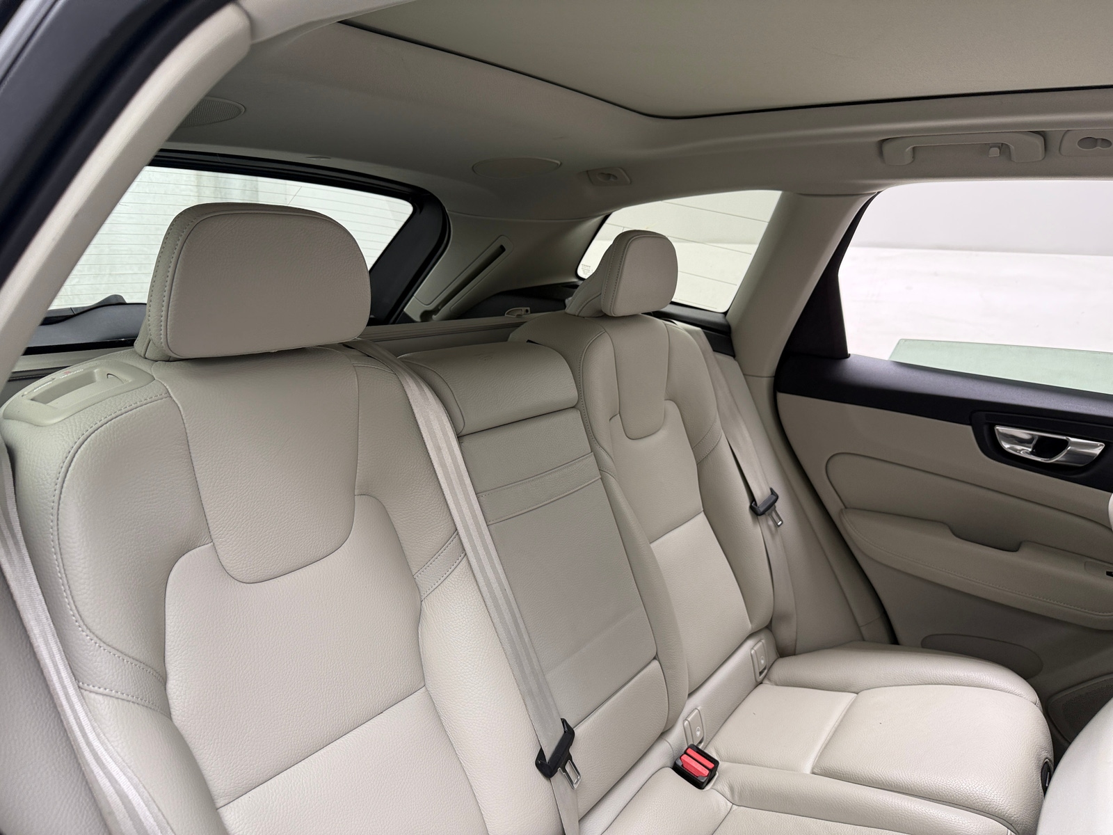 Thumbnail: 2020 Volvo XC60 - 5