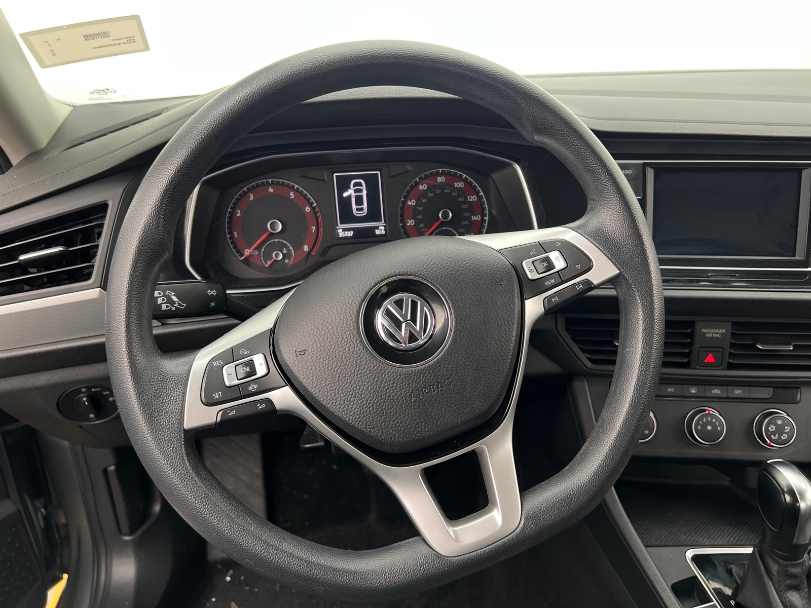 Thumbnail: 2019 Volkswagen Jetta - 5