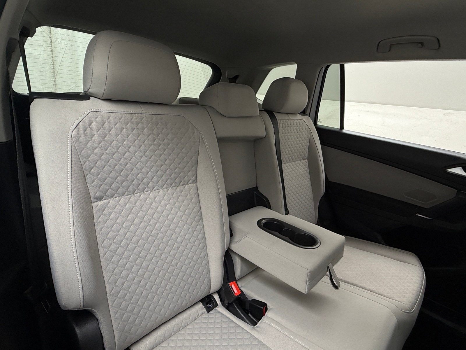 Thumbnail: 2020 Volkswagen Tiguan - 6