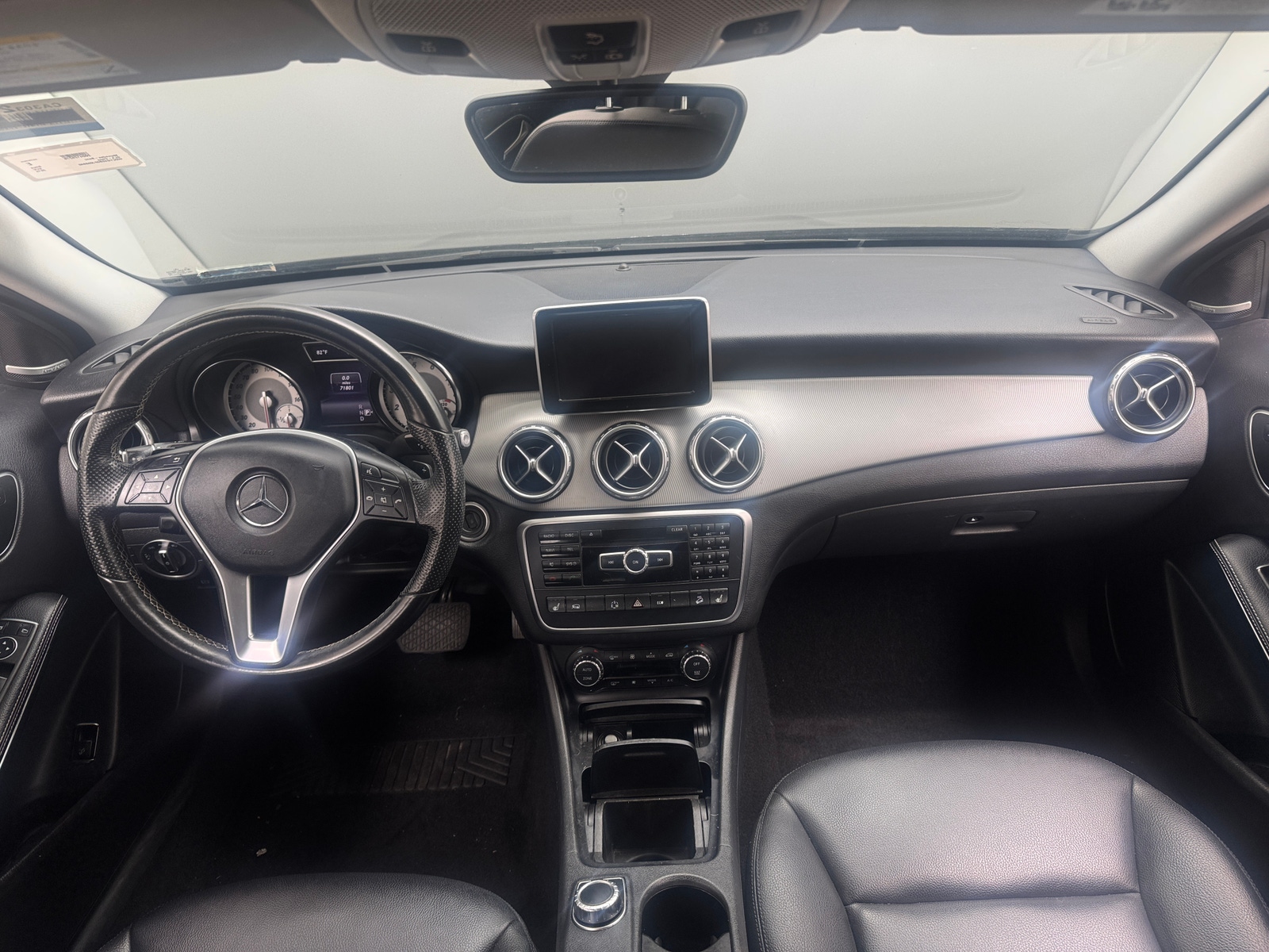 Thumbnail: 2015 Mercedes-Benz GLA - 2