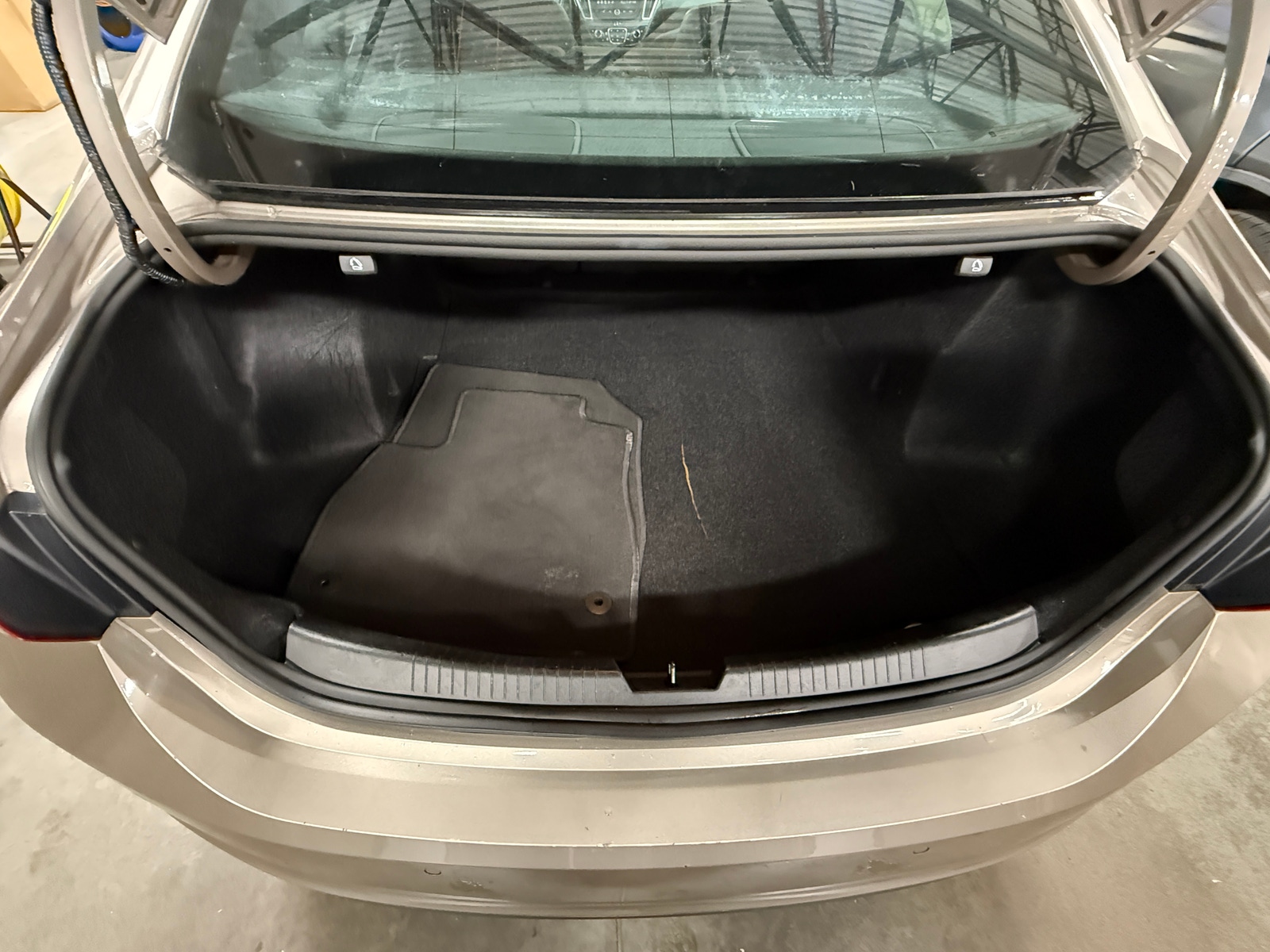 Thumbnail: 2024 Chevrolet Malibu - 6