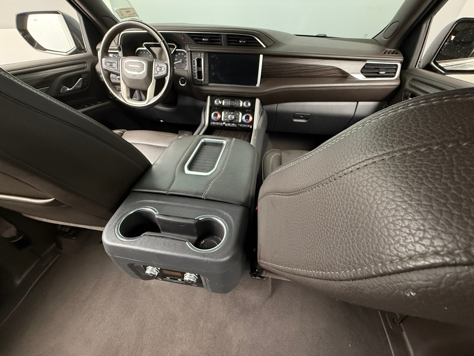 Thumbnail: 2021 GMC Yukon XL - 2