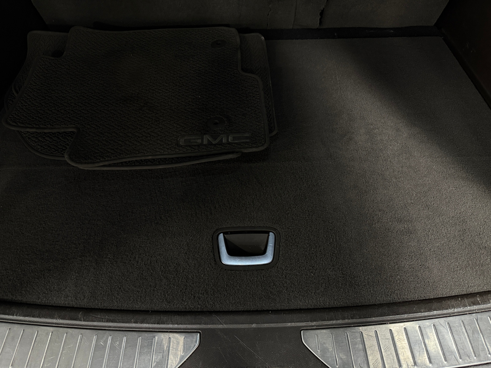 Thumbnail: 2021 GMC Yukon XL - 6