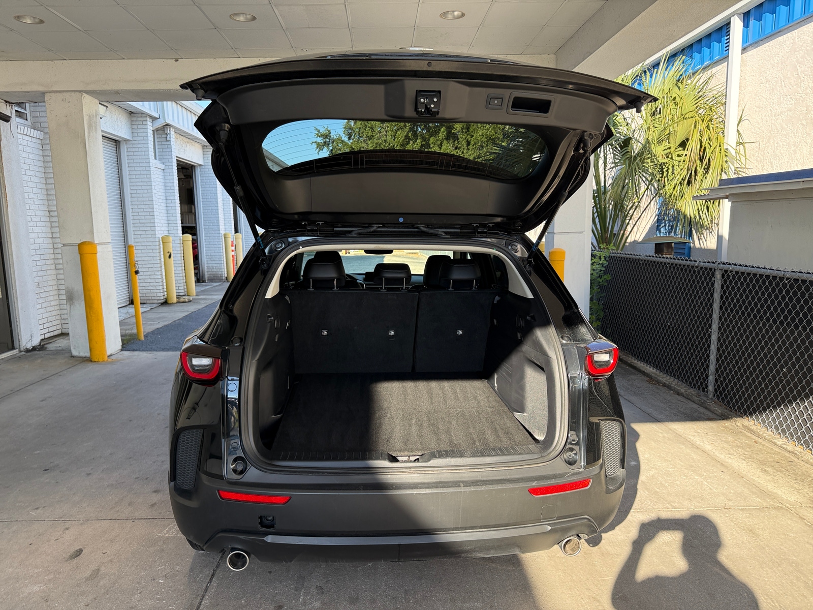 Thumbnail: 2025 Mazda CX-50 - 6