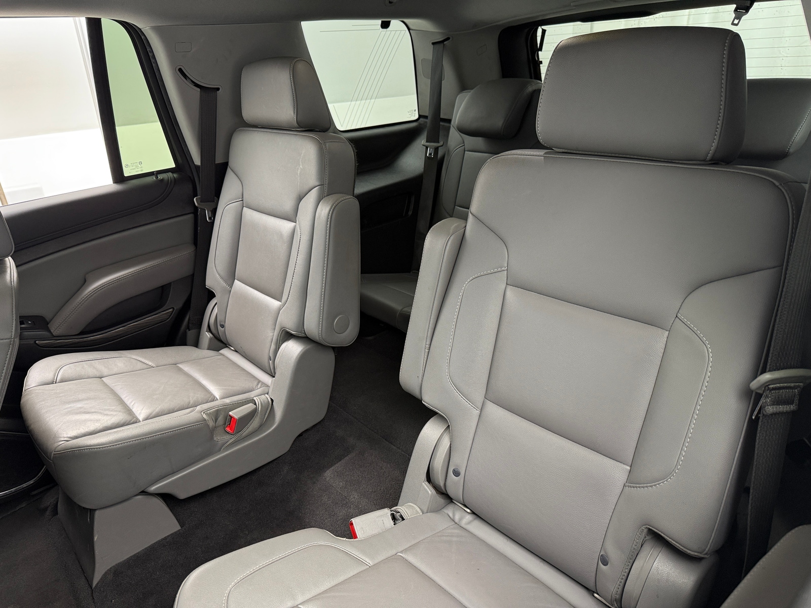 Thumbnail: 2019 Chevrolet Tahoe - 5