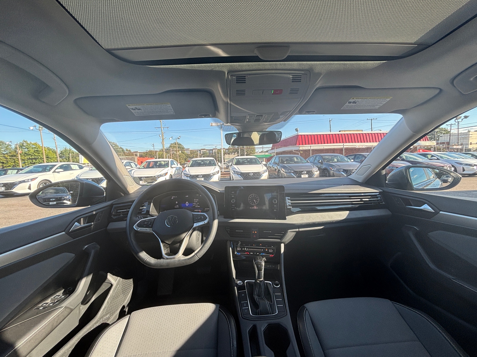 Thumbnail: 2025 Volkswagen Jetta - 3