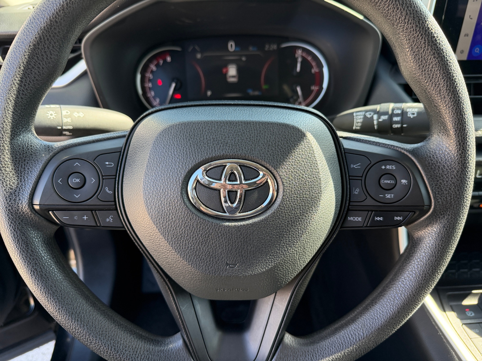 Thumbnail: 2025 Toyota RAV4 - 5