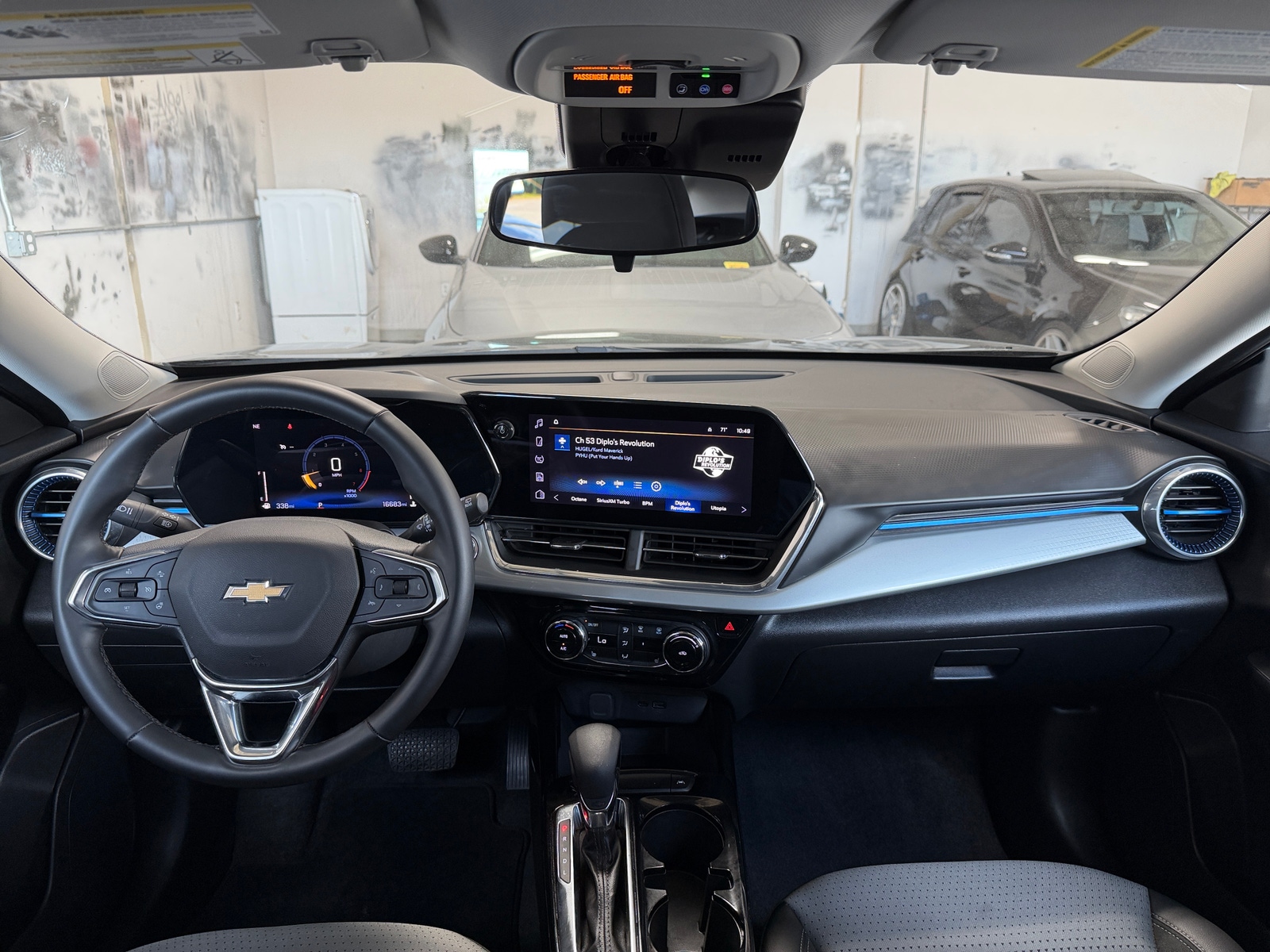 Thumbnail: 2025 Chevrolet Trax - 3