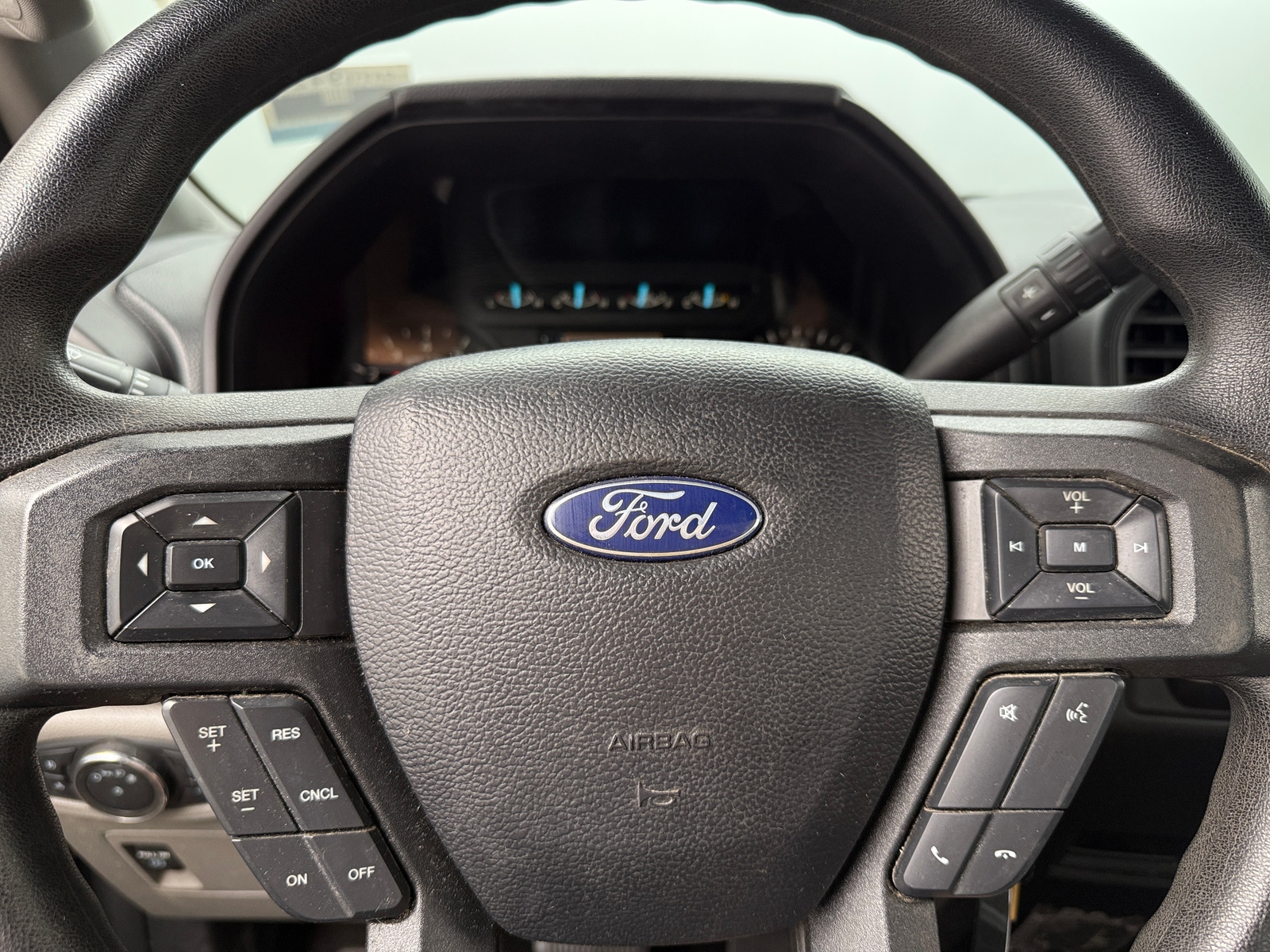 Thumbnail: 2020 Ford Econoline - 5