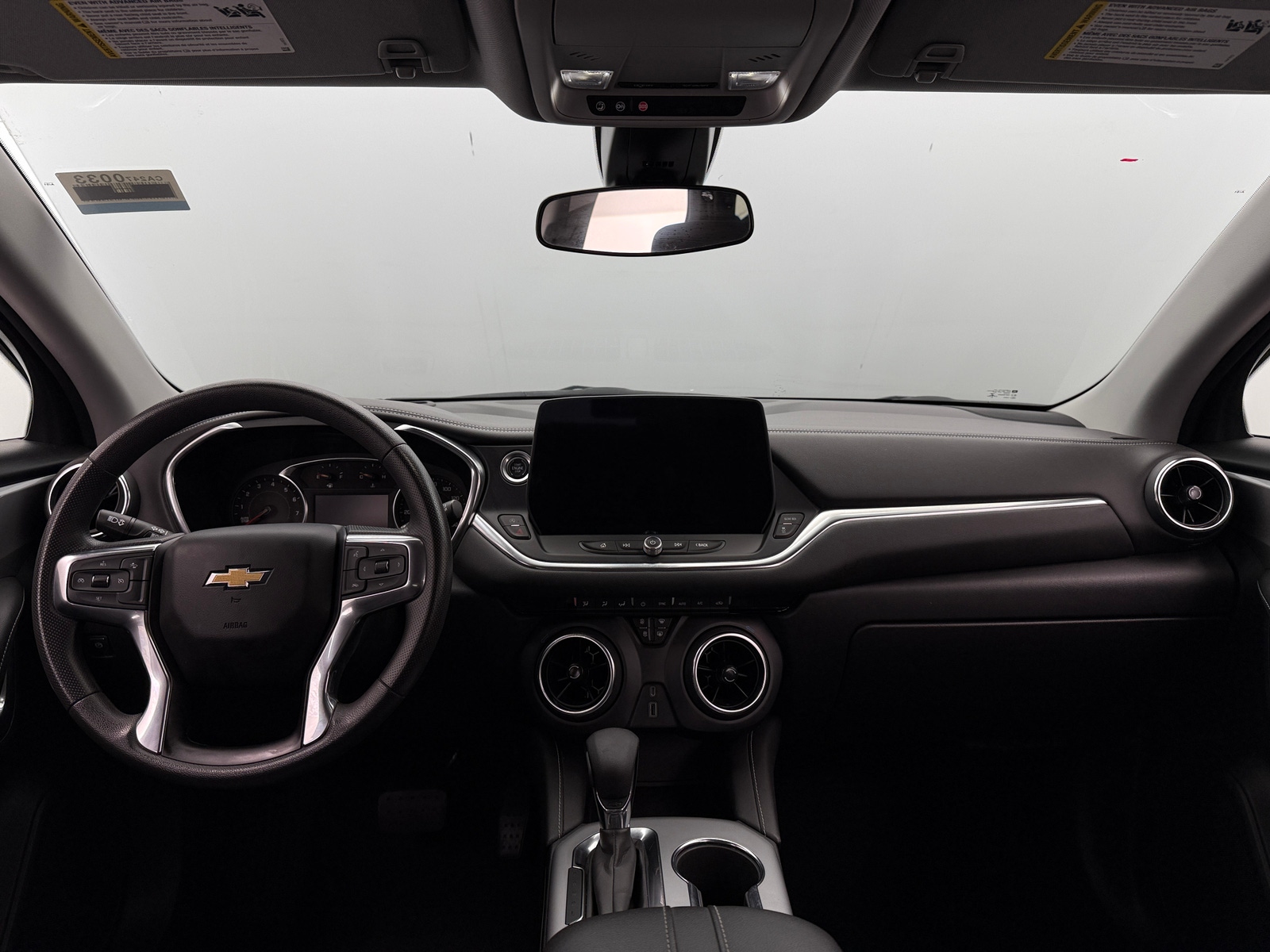 Thumbnail: 2023 Chevrolet Blazer - 3