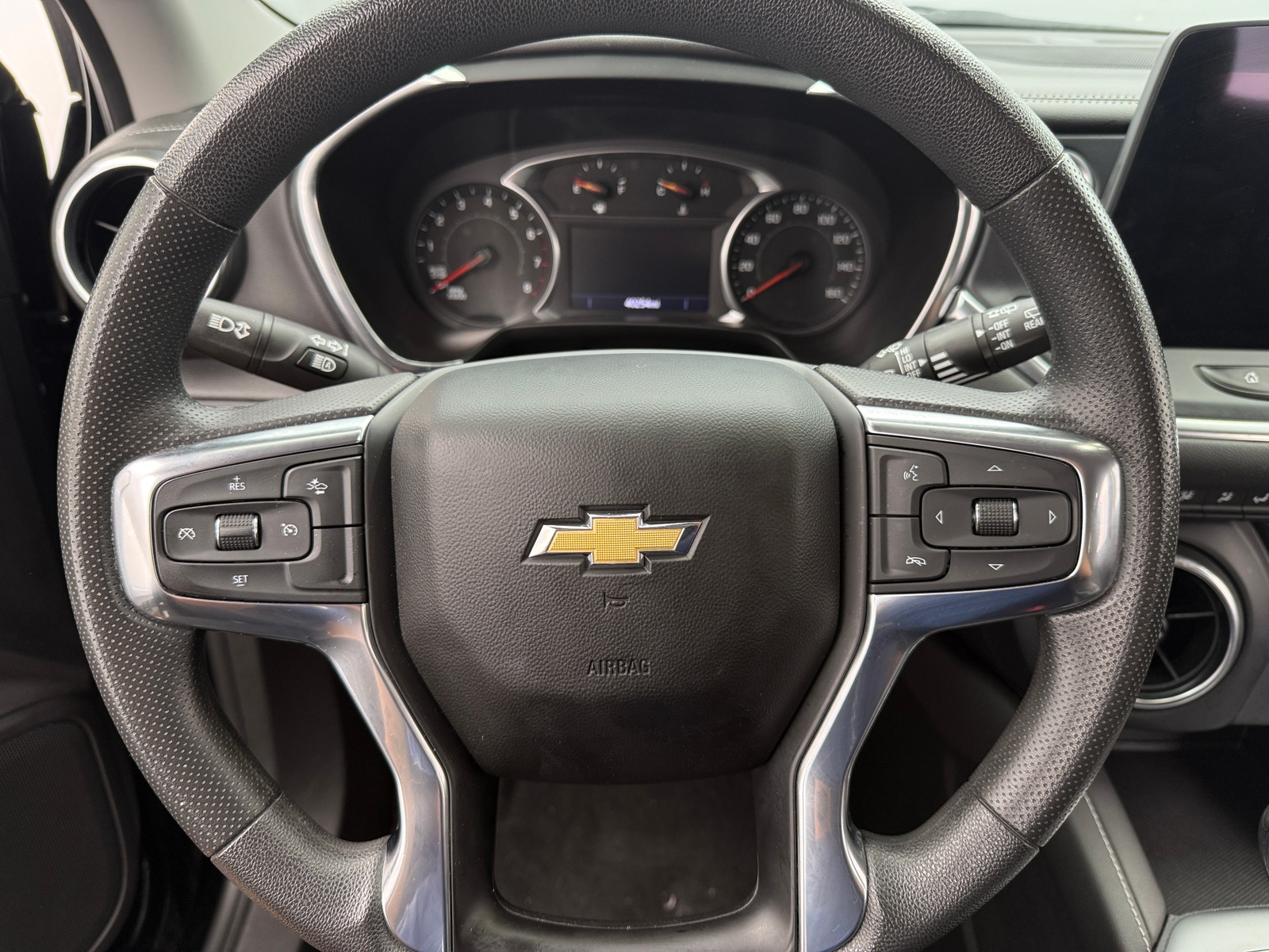 Thumbnail: 2023 Chevrolet Blazer - 5