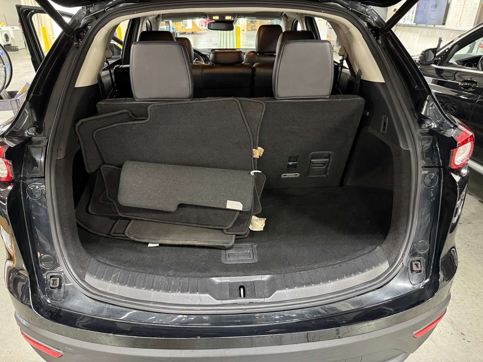 Thumbnail: 2021 Mazda CX-9 - 6