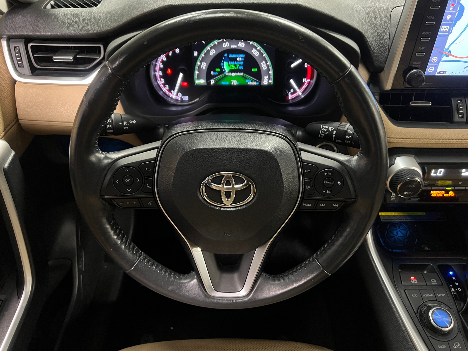 Thumbnail: 2019 Toyota RAV4 - 4