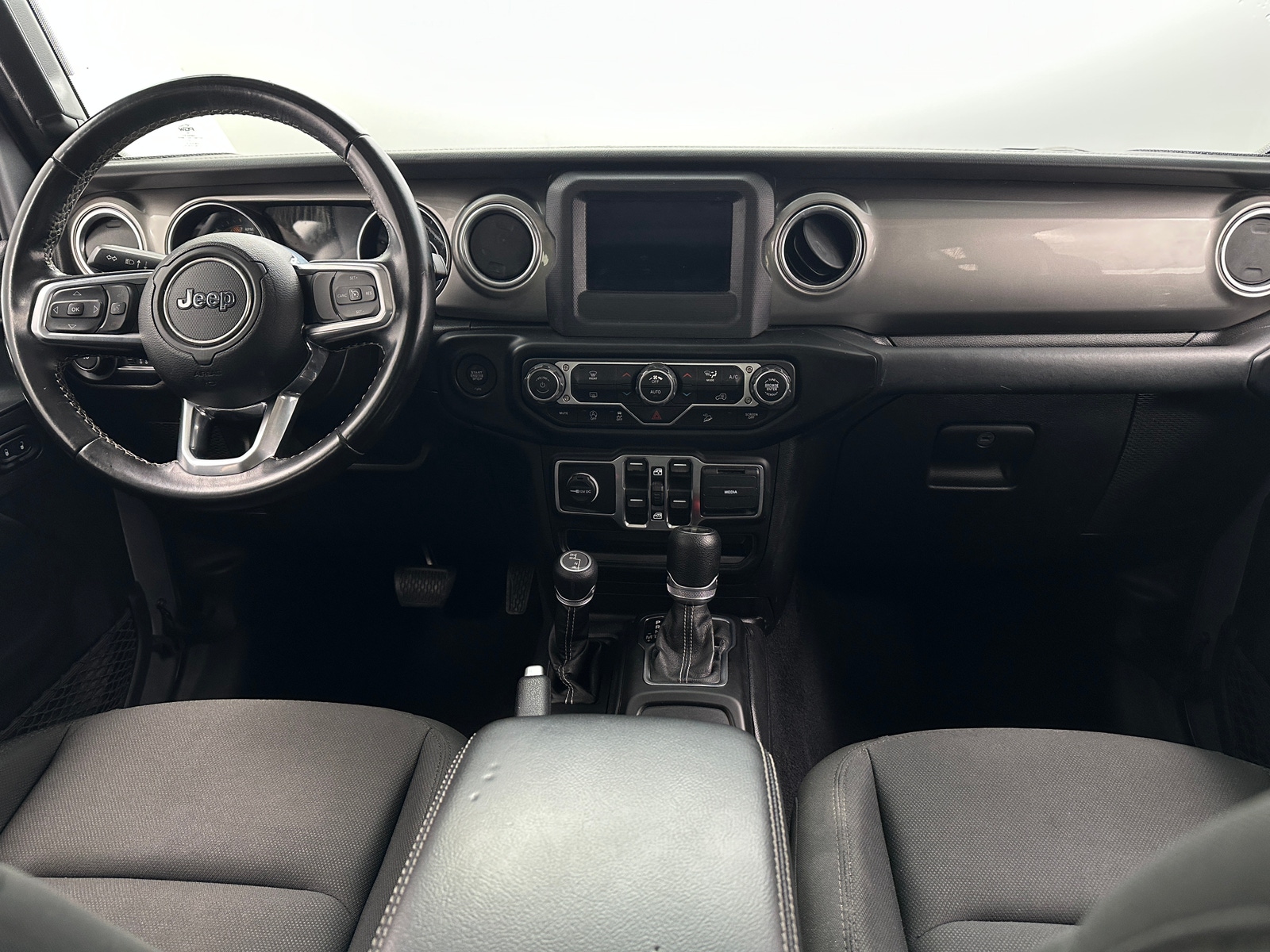 Thumbnail: 2020 Jeep Wrangler - 3