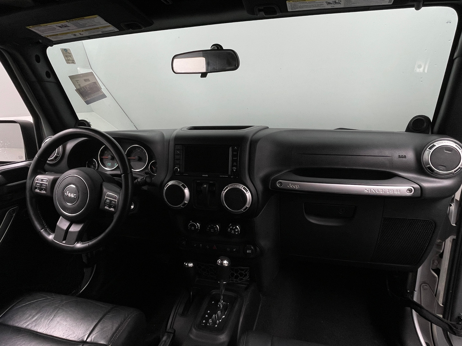Thumbnail: 2012 Jeep Wrangler - 3