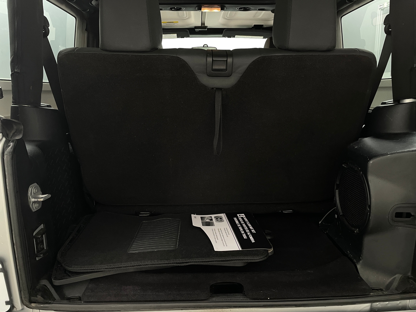 Thumbnail: 2012 Jeep Wrangler - 7