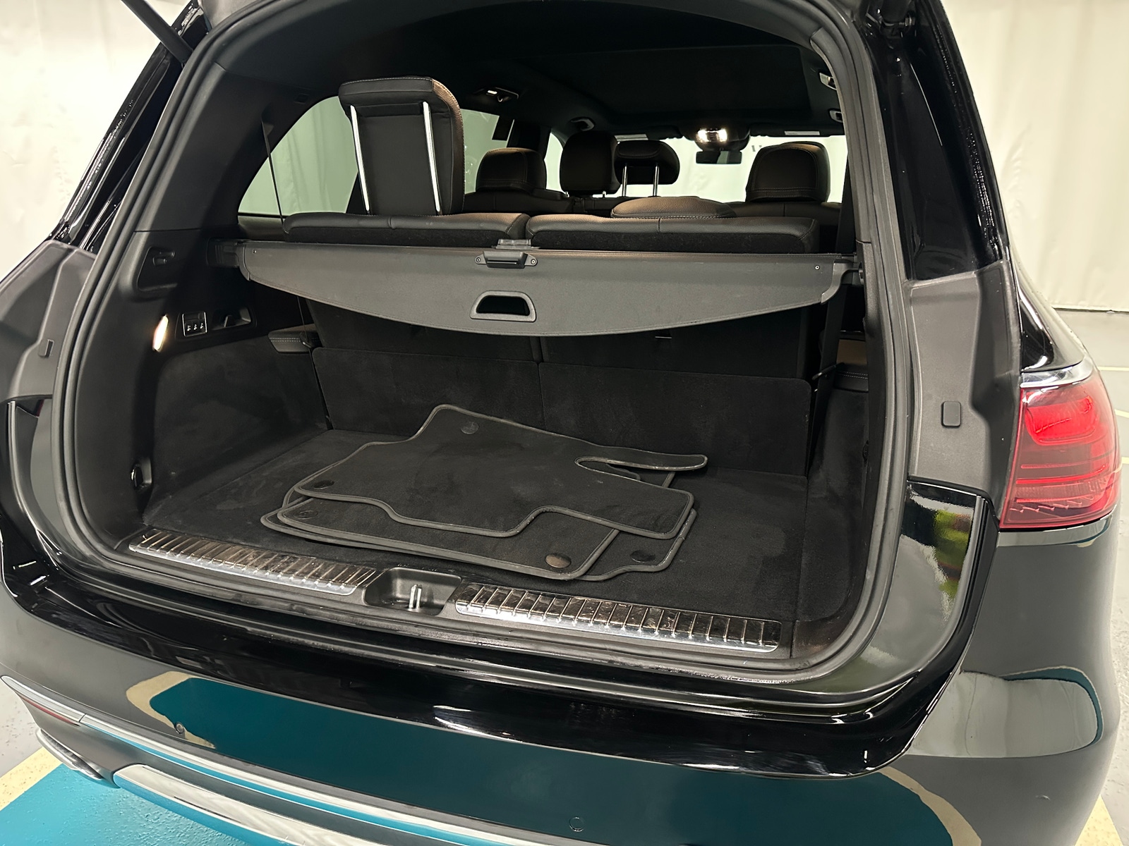 Thumbnail: 2024 Mercedes-Benz GLS - 6