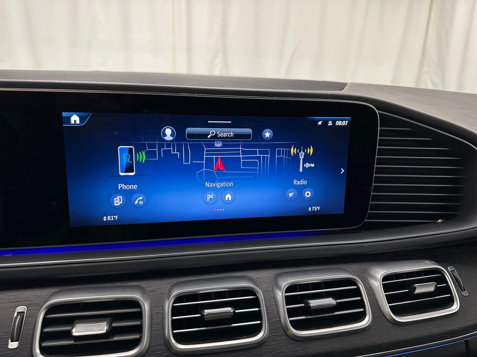 Thumbnail: 2024 Mercedes-Benz GLS - 3