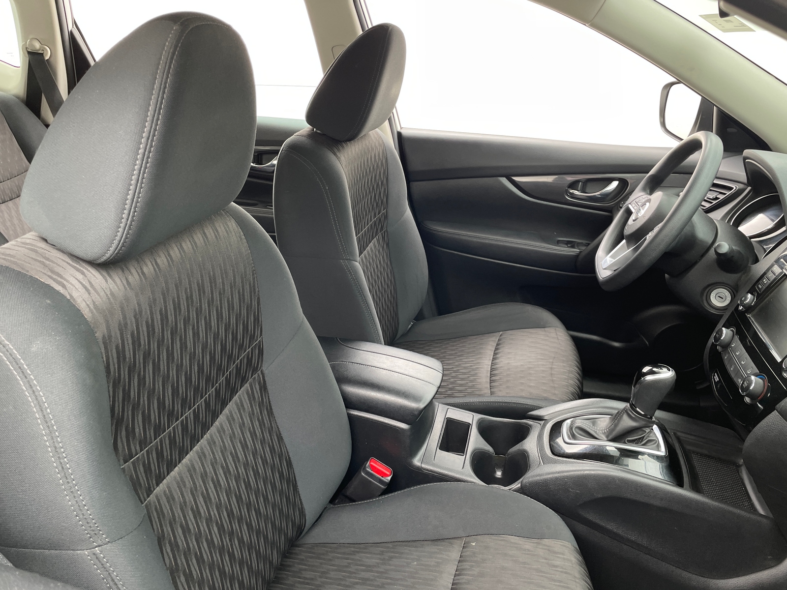 Thumbnail: 2018 Nissan Rogue - 2