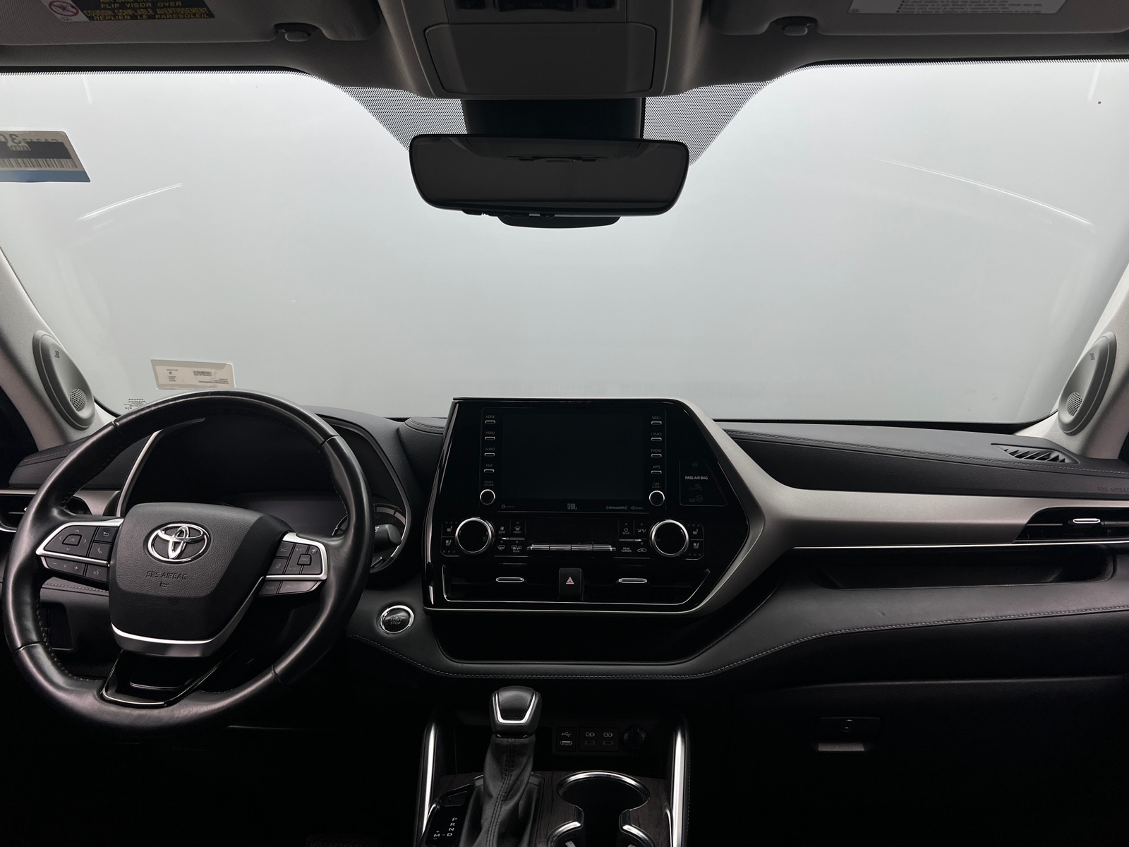 Thumbnail: 2022 Toyota Highlander - 2
