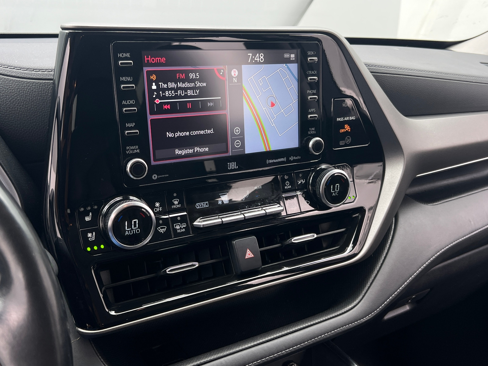 Thumbnail: 2022 Toyota Highlander - 3