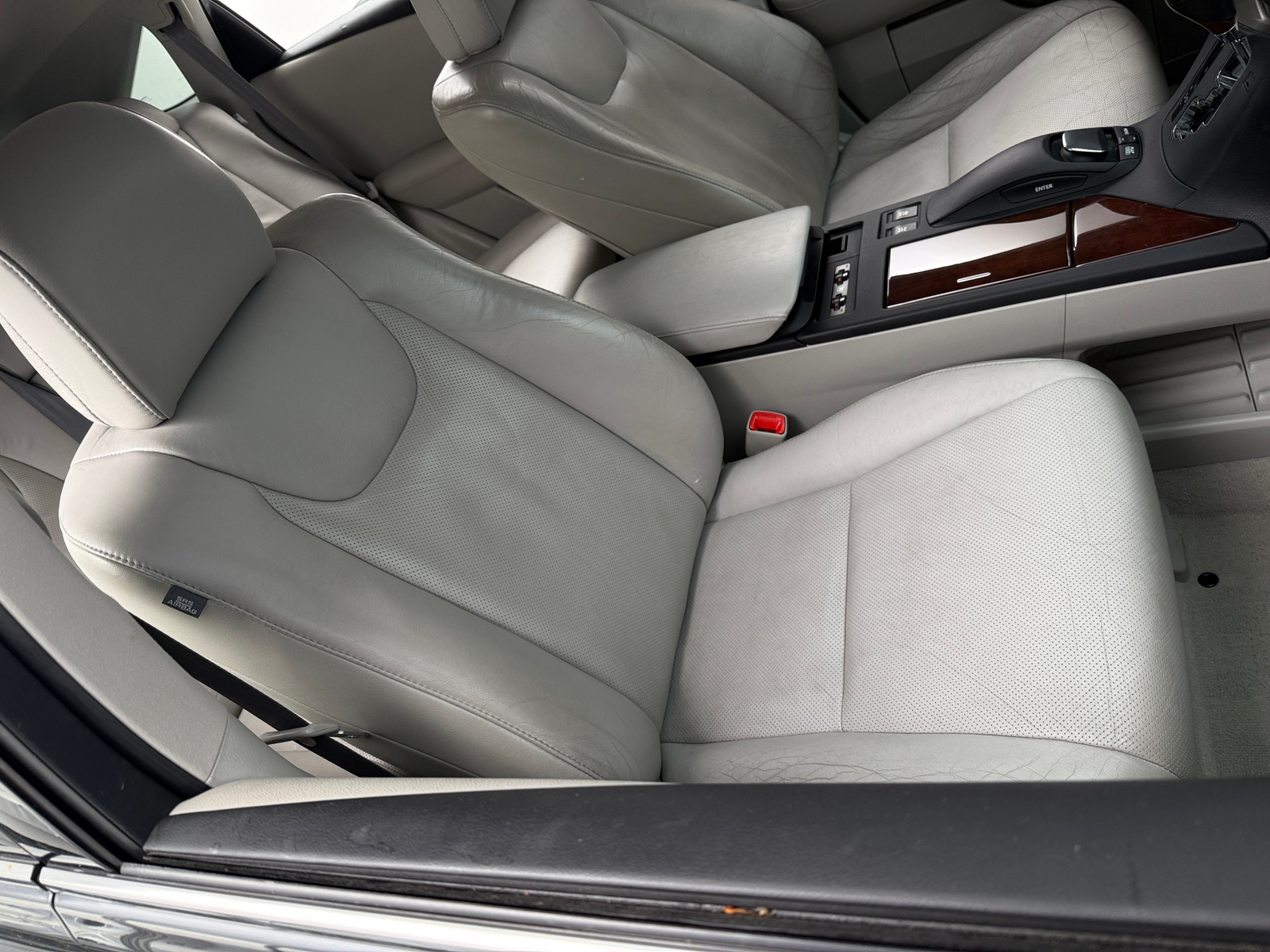 Thumbnail: 2010 Lexus RX - 2