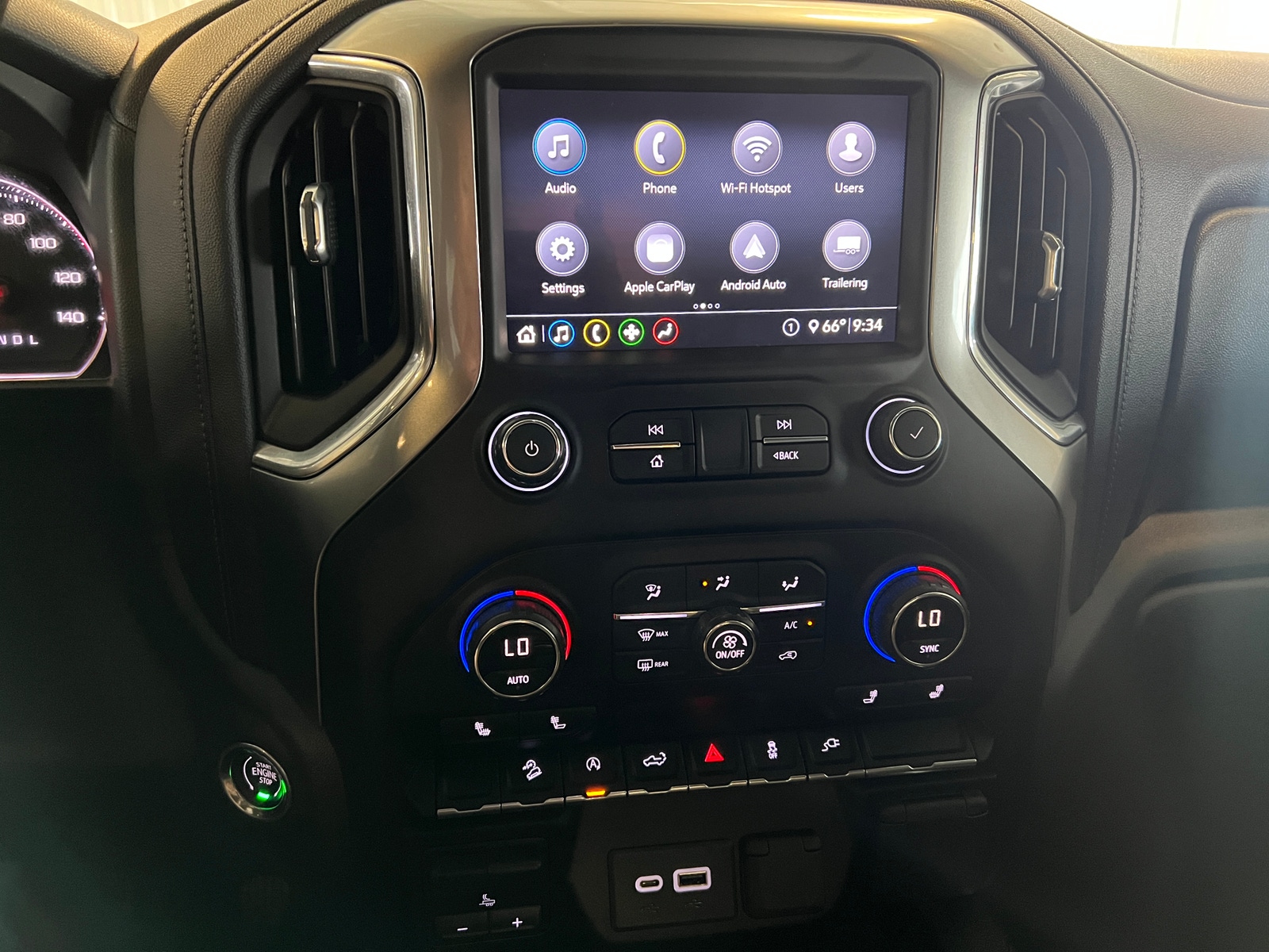 Thumbnail: 2020 Chevrolet Silverado 1500 - 4