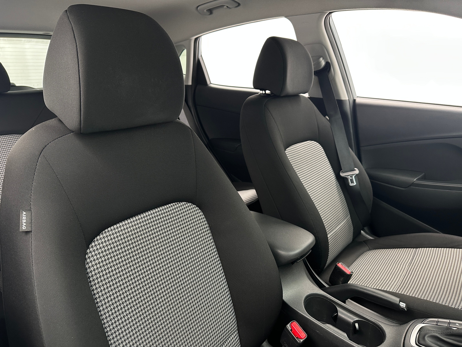 Thumbnail: 2019 Hyundai Kona - 2