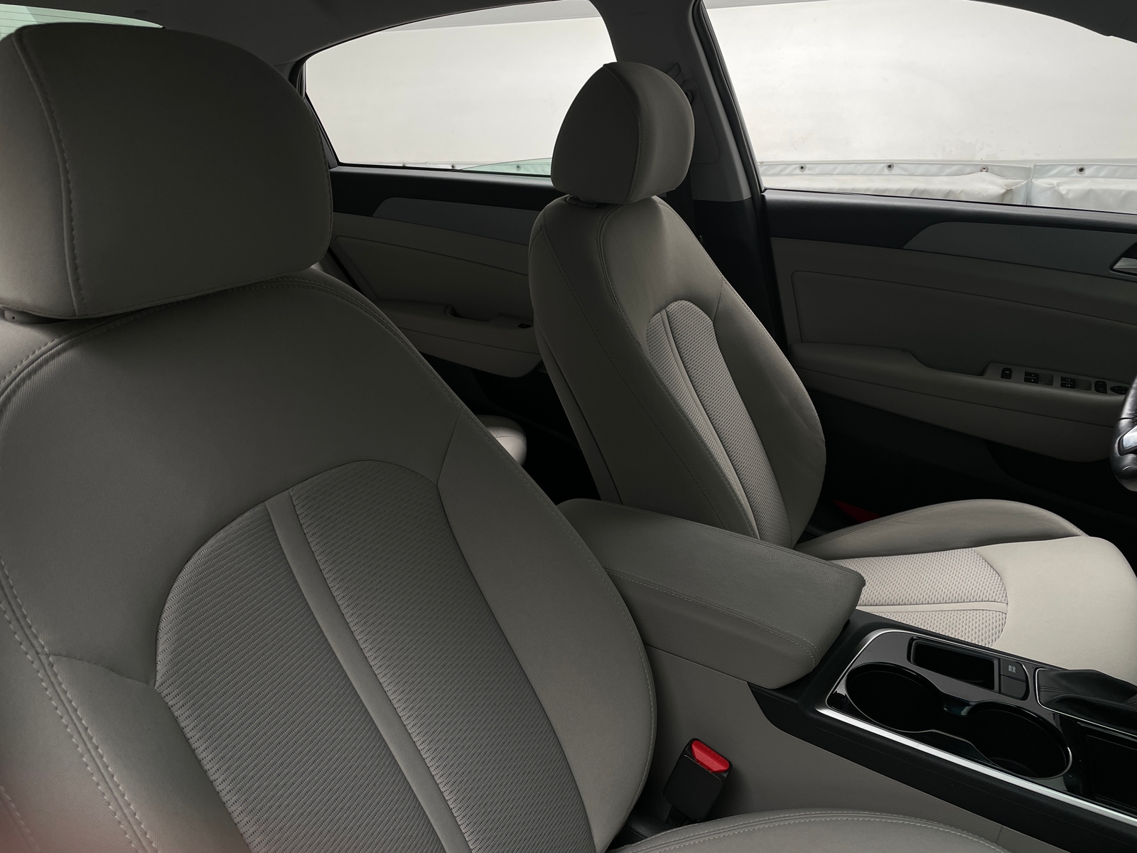 Thumbnail: 2019 Hyundai Sonata - 2