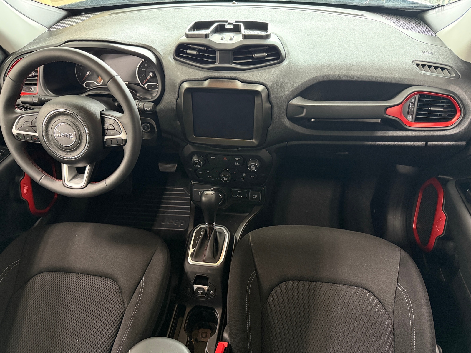 Thumbnail: 2023 Jeep Renegade - 3