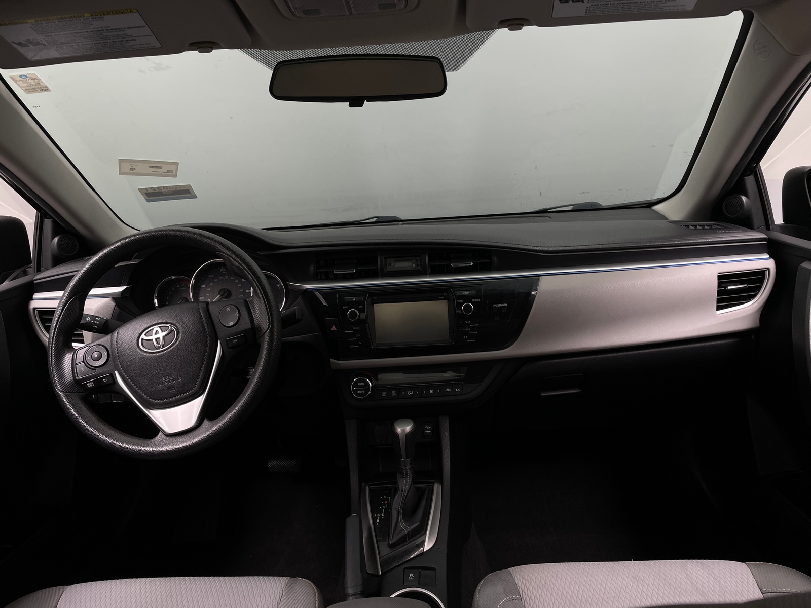 Thumbnail: 2015 Toyota Corolla - 3