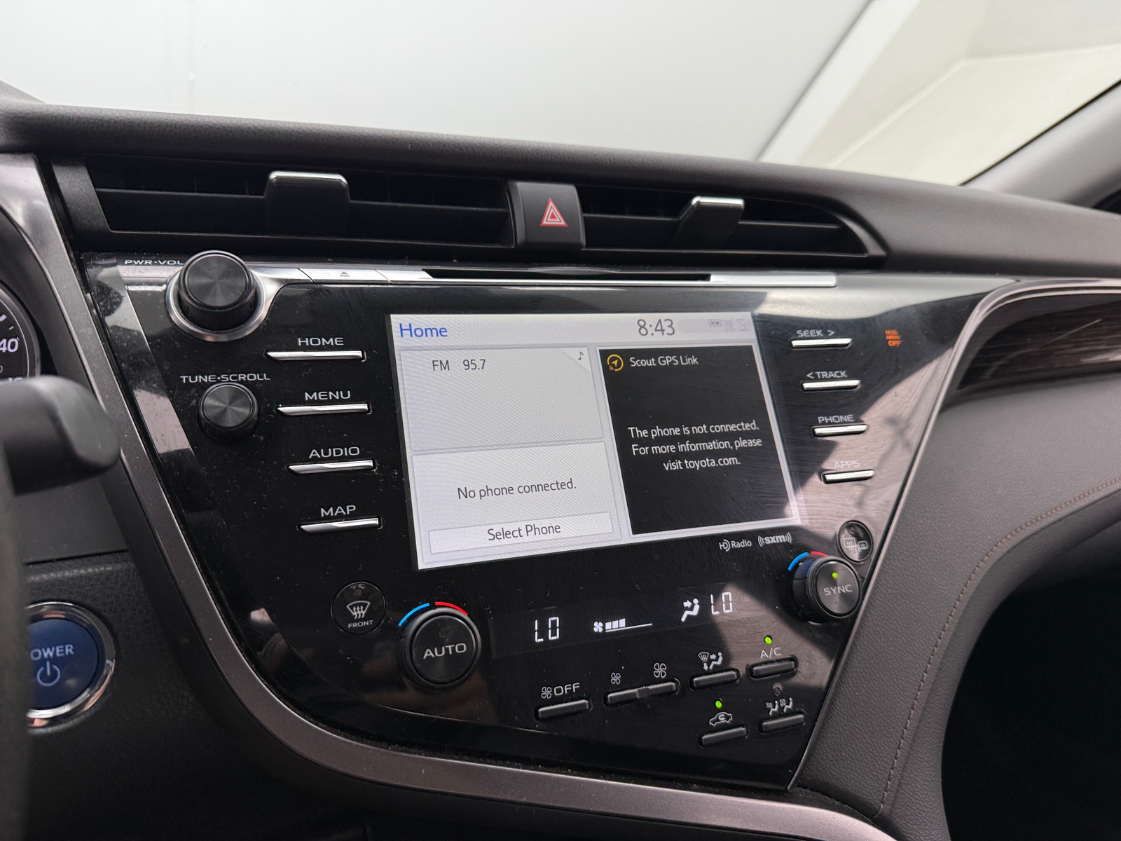 Thumbnail: 2019 Toyota Camry - 4