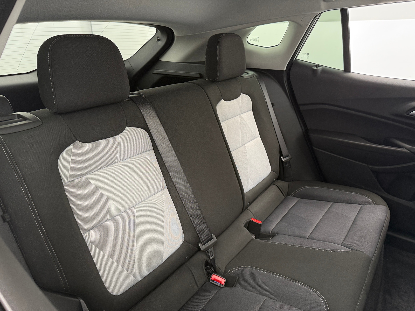 Thumbnail: 2025 Chevrolet Trax - 6