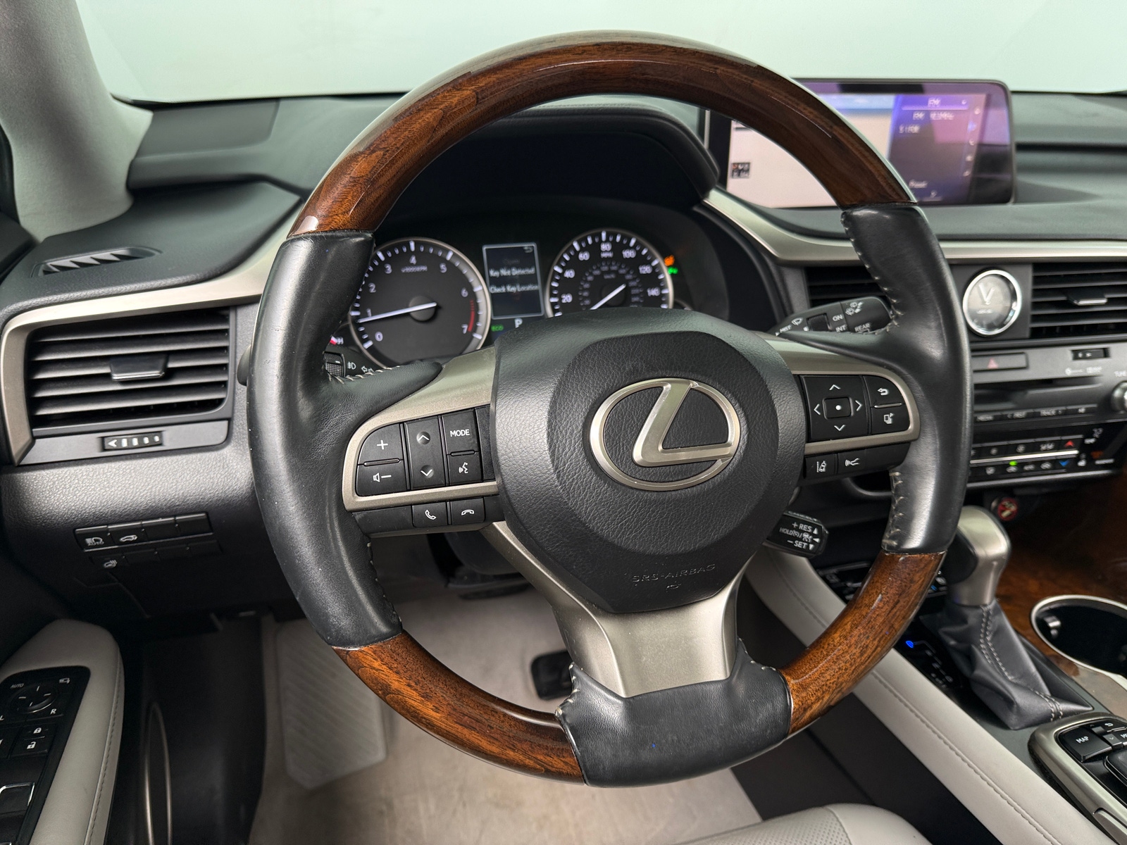 Thumbnail: 2017 Lexus RX - 5