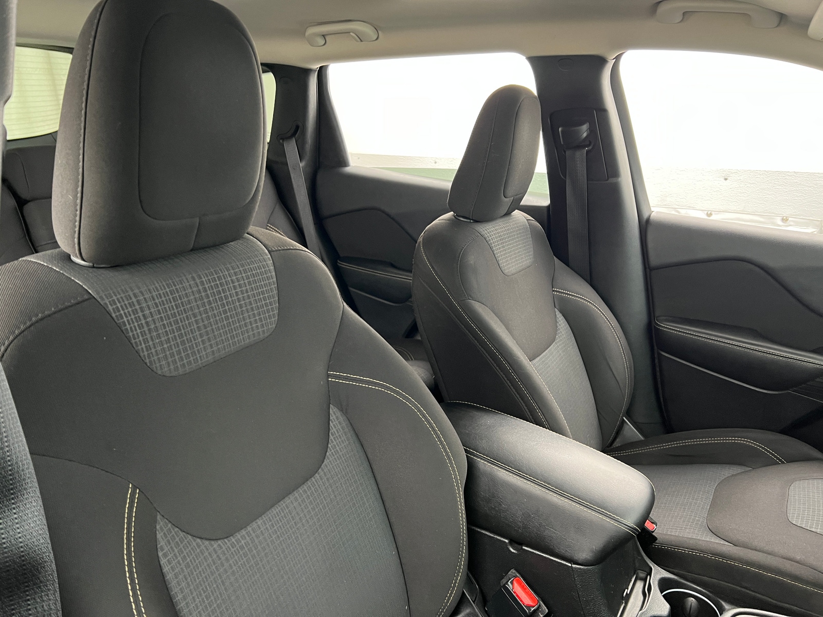 Thumbnail: 2016 Jeep Cherokee - 2