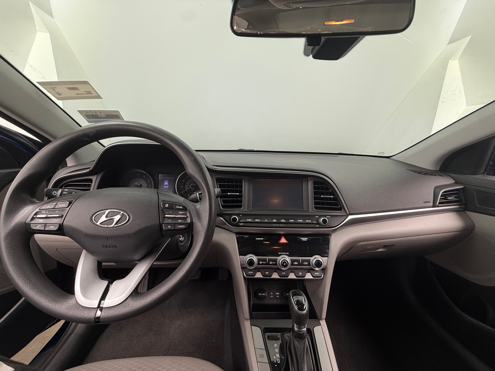 Thumbnail: 2020 Hyundai Elantra - 3