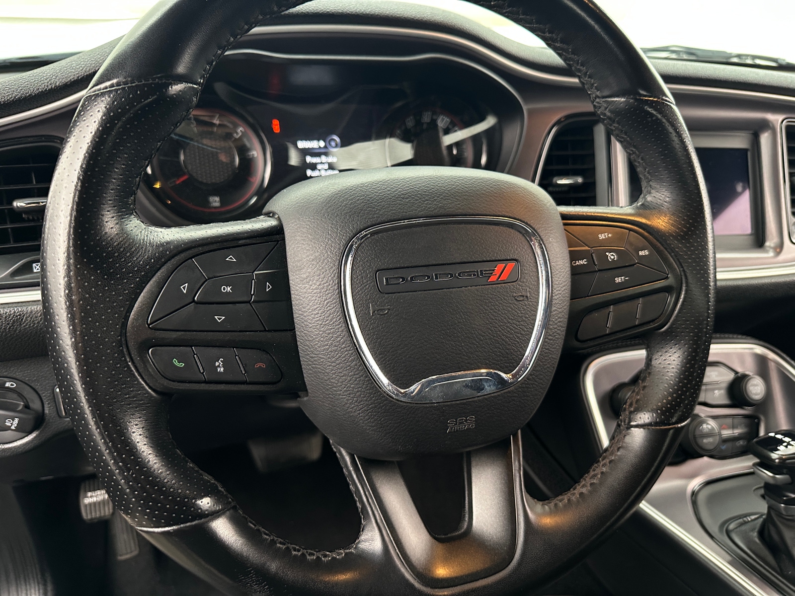 Thumbnail: 2022 Dodge Challenger - 4