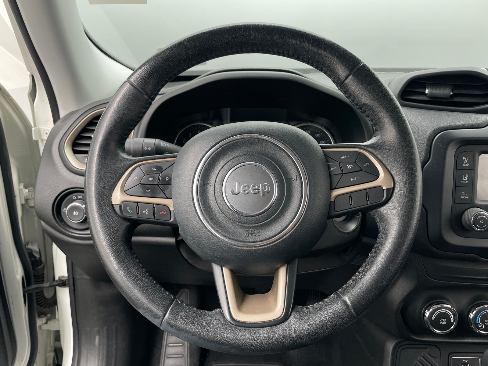 Thumbnail: 2017 Jeep Renegade - 5