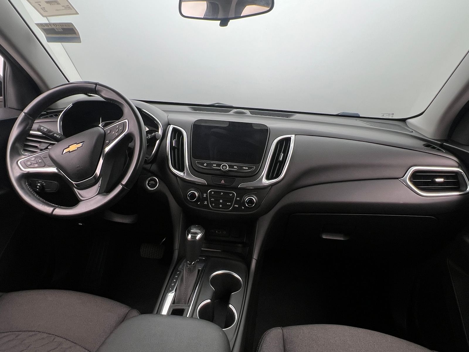 Thumbnail: 2019 Chevrolet Equinox - 3