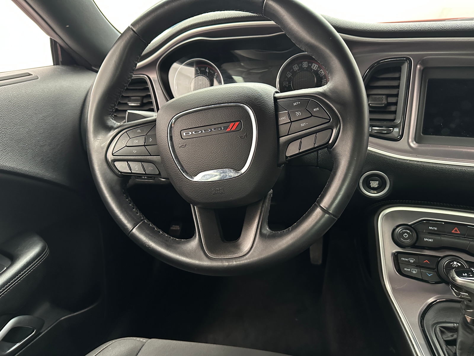 Thumbnail: 2019 Dodge Challenger - 4