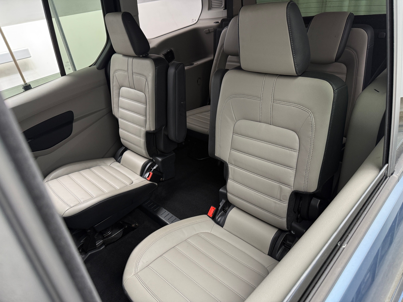 Thumbnail: 2020 Ford Transit Series - 5