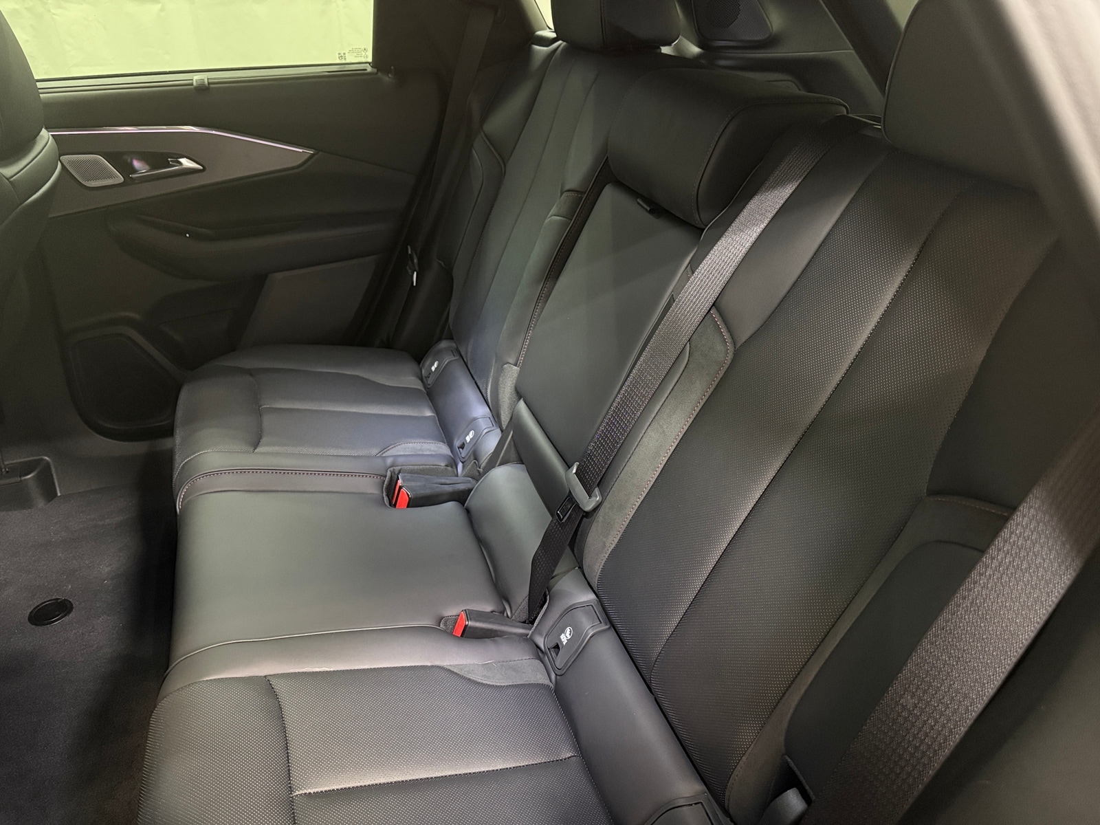Thumbnail: 2024 Acura ZDX - 5