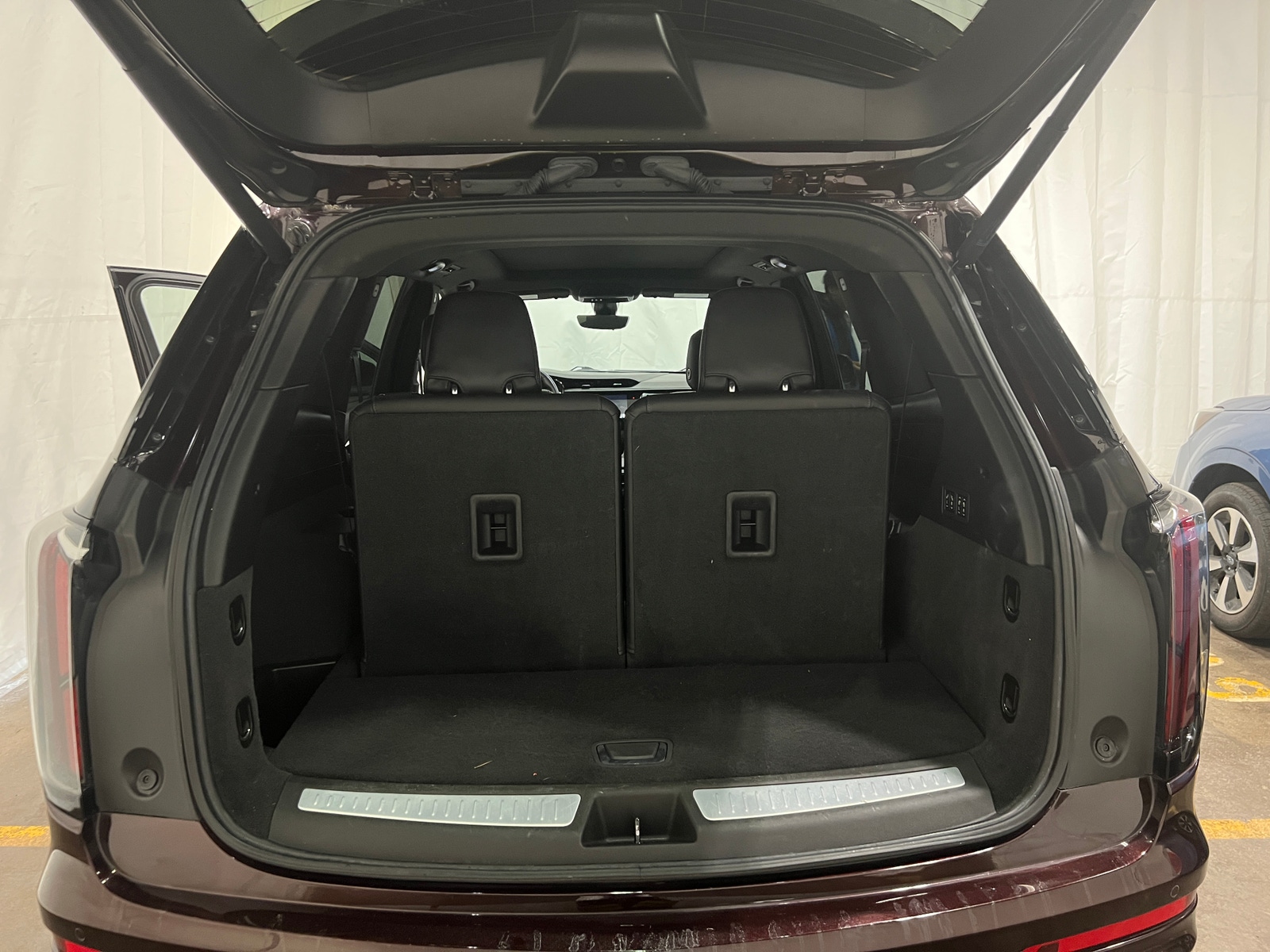 Thumbnail: 2020 Cadillac XT6 - 6