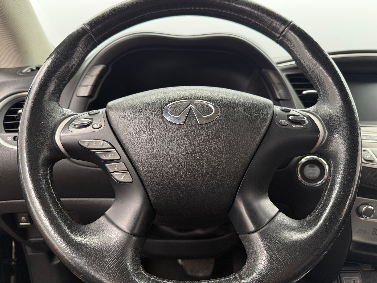 Thumbnail: 2019 INFINITI QX60 - 4